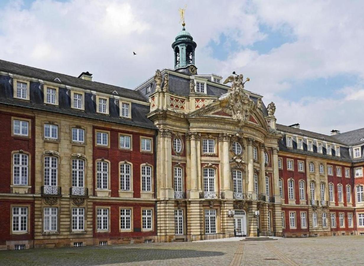 Schickes, Stilvolles Und Helles Apartment In Muenster 외부 사진